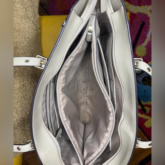 Michael Kors - Tote Style Purse - Gold Metallic Features - Picture 10 of 11